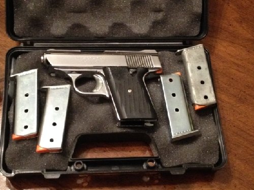 Davis 380 Auto 1.jpg